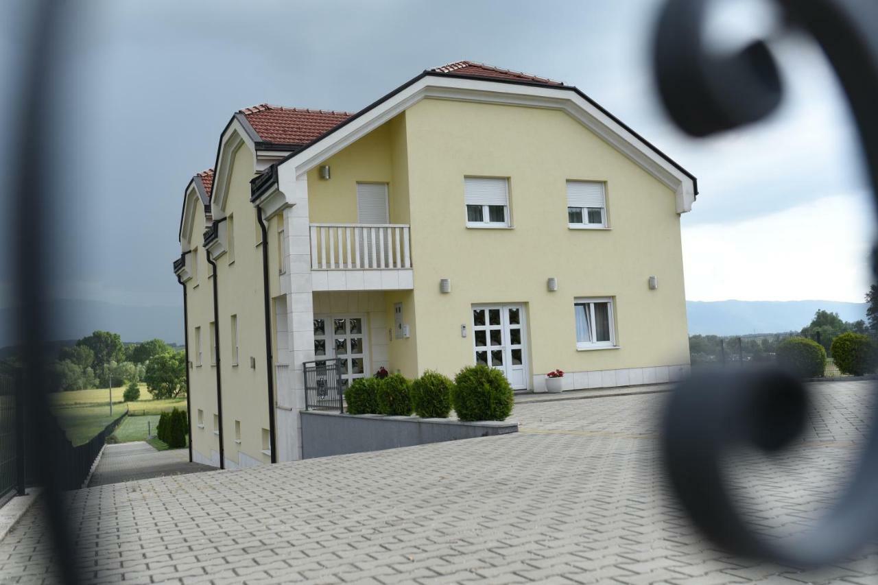 Apartman Livno Eksteriør bilde